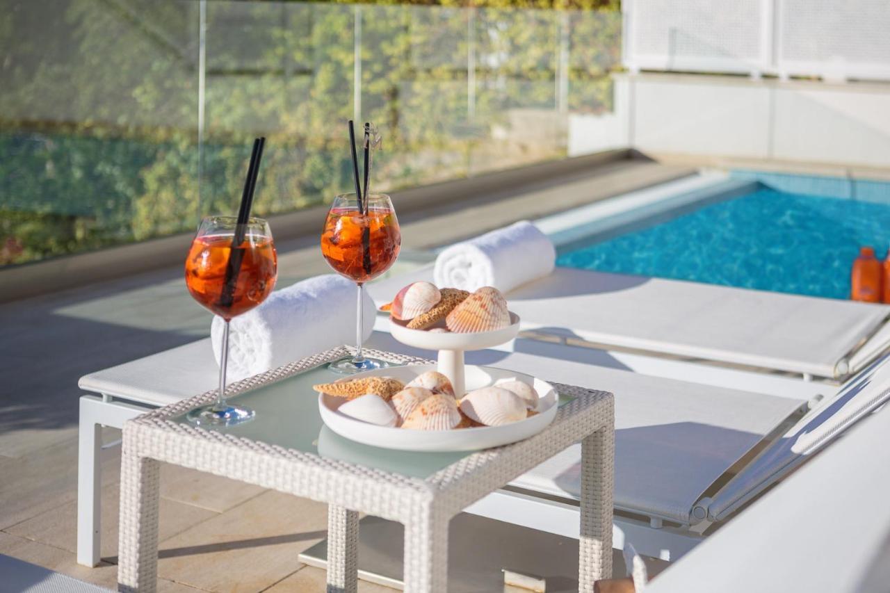 Luxury Seafront Villa Primosten Glamour With Private Pool, Sauna And Gym At The Beach In Примоштен Экстерьер фото